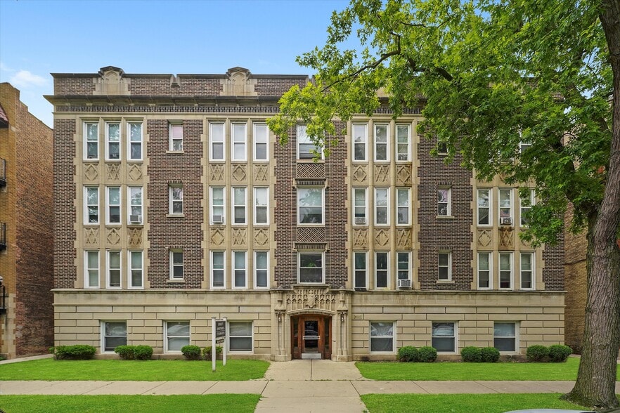 More Photos Of 5465 S Everett Ave, Chicago Apartments For Sale