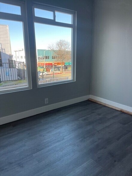 More Photos Of 848 International Blvd, Oakland Apartments For Sale