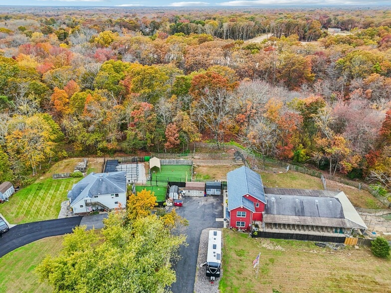 More Photos Of 170 S Hope Chapel Rd, Jackson Specialty For Sale