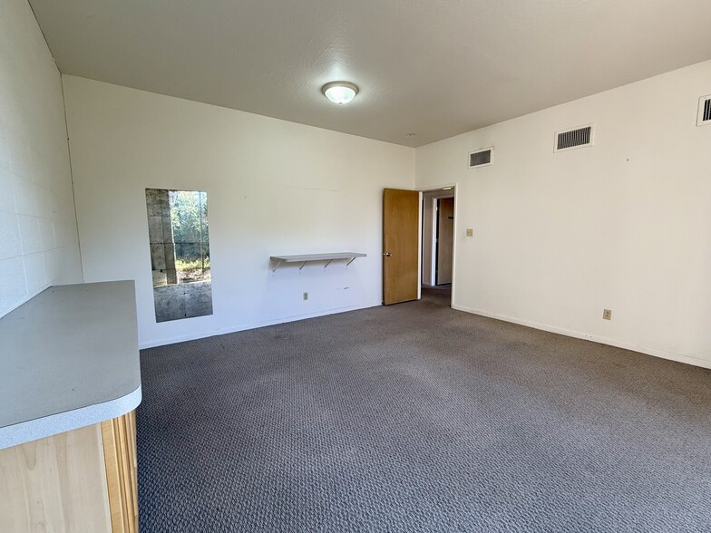 More Photos Of 928-930 San Pablo Ave, Albany Medical For Sale