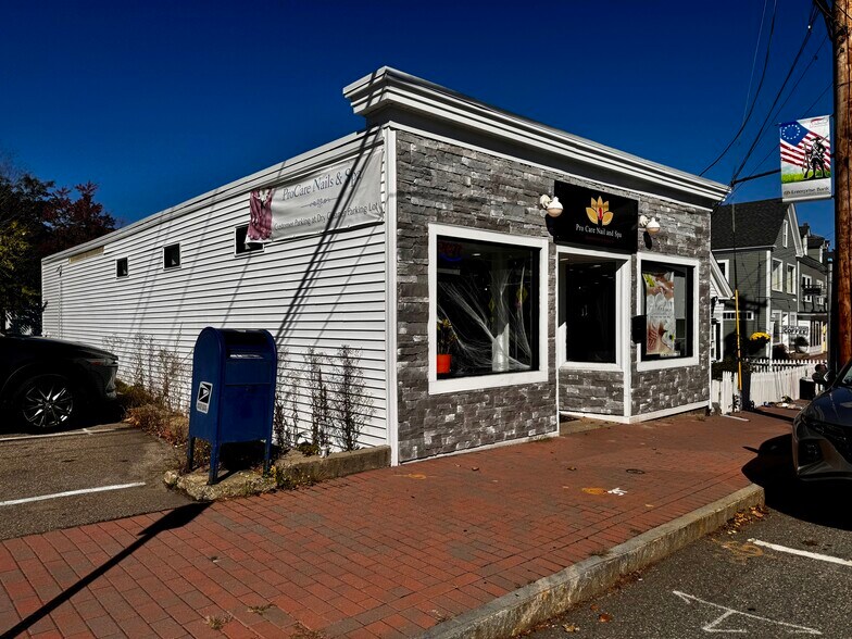 More Photos Of 26 Central Sq, Chelmsford General Retail For Sale
