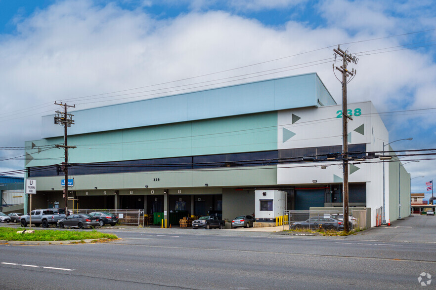 Primary Photo Of 238 Sand Island Access Rd, Honolulu Warehouse For Lease