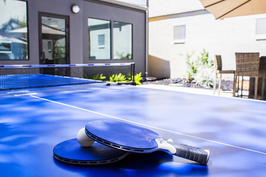 More Photos Of 476 S 1st St, San Jose Office For Sale
