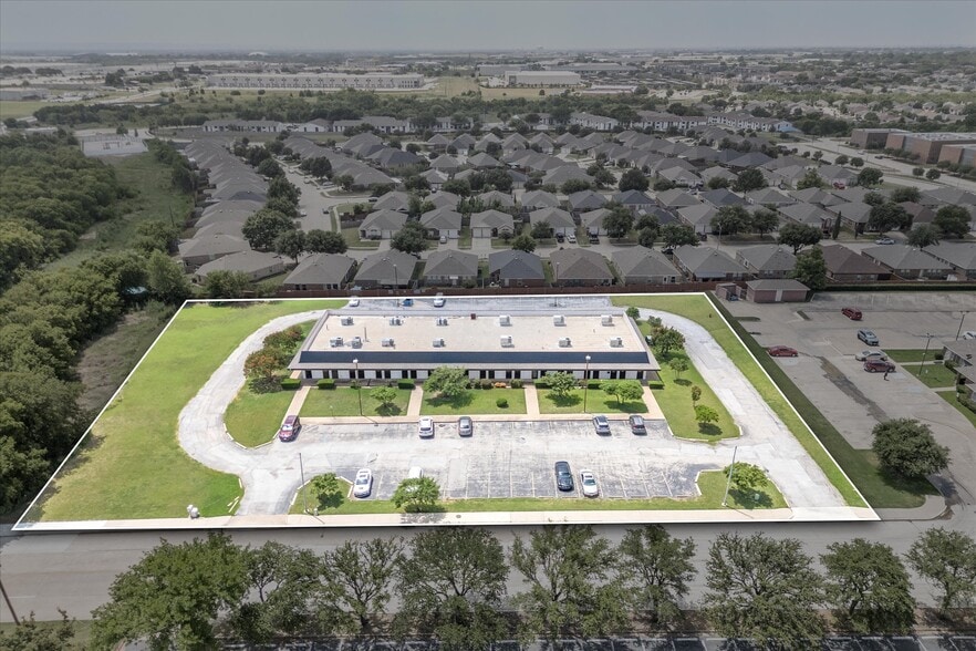 More Photos Of 2701 Osler Dr, Grand Prairie Medical For Sale