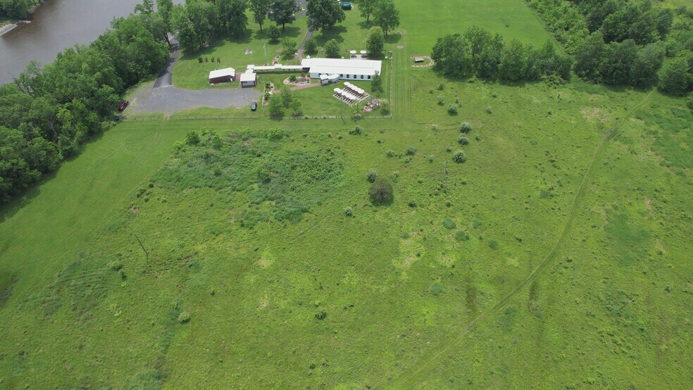 Primary Photo Of 69 Lippincott Rd, Wallkill Lodge Meeting Hall For Sale