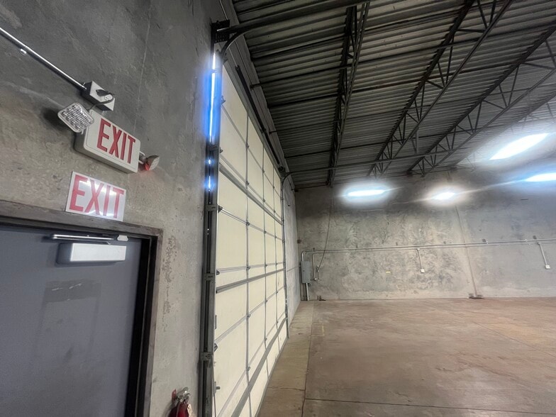 More Photos Of 1950 S 900 W, Salt Lake City Manufacturing For Lease