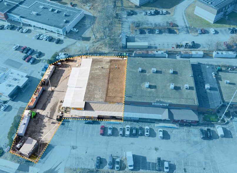 More Photos Of 999 Central St, Leominster Storefront For Lease