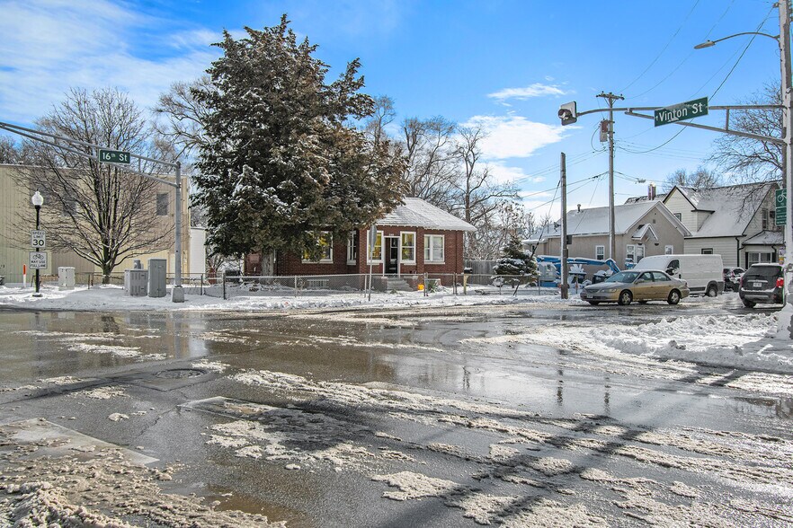 More Photos Of 2416 S 16th St, Omaha Apartments For Sale