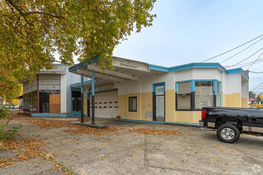Primary Photo Of 1500-1502 Washington St, Vancouver Light Distribution For Lease