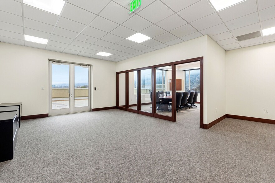More Photos Of 180 N University Ave, Provo Office For Sale