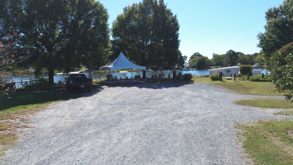 More Photos Of 38869 Morris Point Rd, Abell Restaurant For Sale