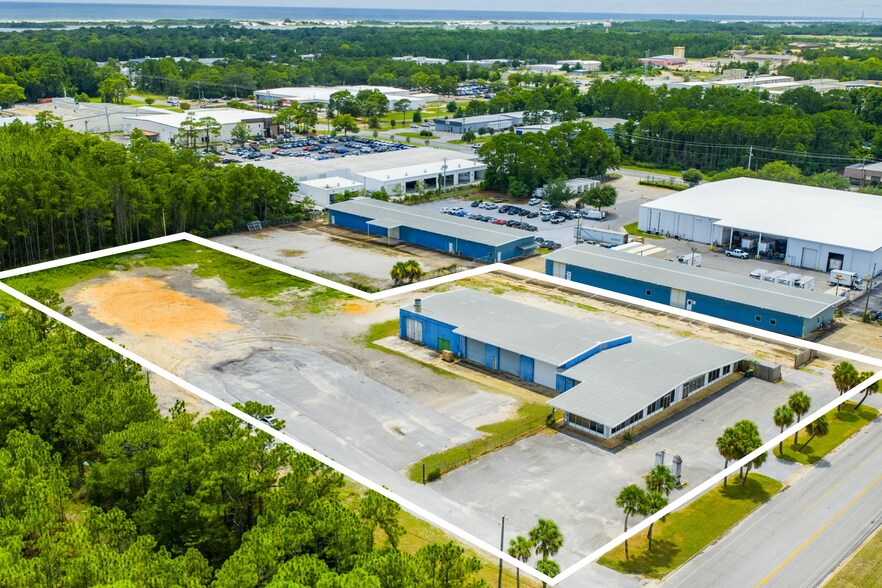 Primary Photo Of 702 Anchors St NW, Fort Walton Beach Contractor Storage Yard For Sale