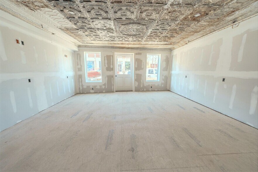 More Photos Of 37-39 E Main St, Searsport Storefront Retail Office For Sale