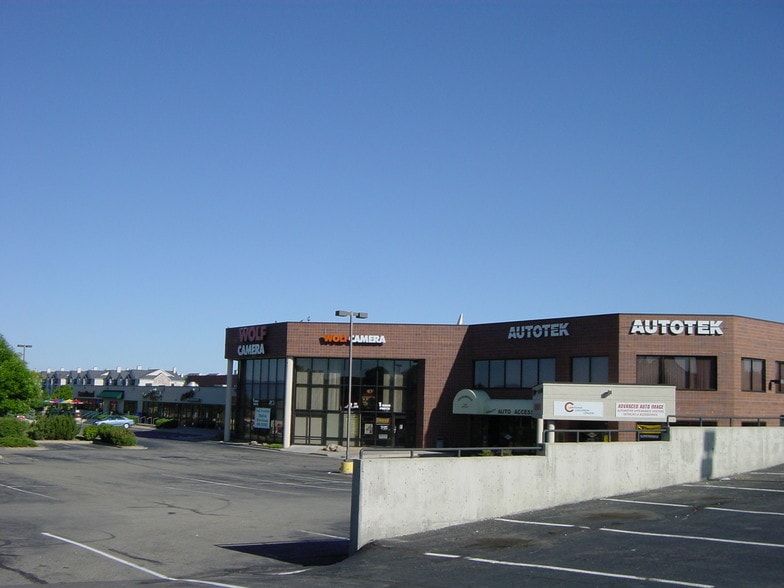 More Photos Of 7939 E Arapahoe Rd, Greenwood Village General Retail For Lease