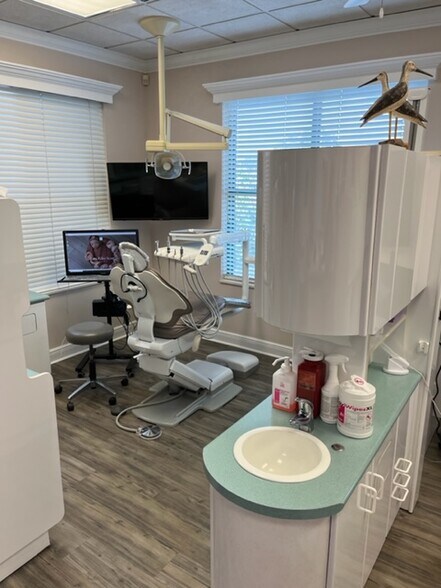 More Photos Of 3635 Bonita Beach Rd, Bonita Springs Medical For Sale