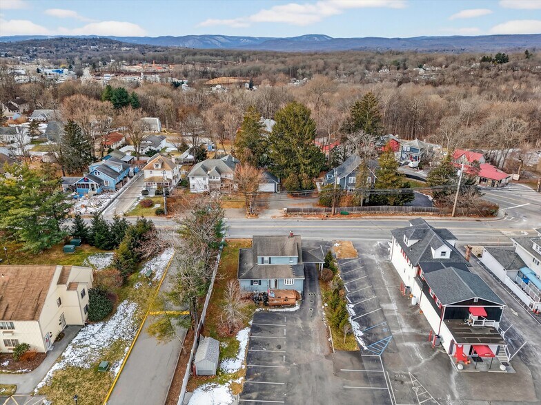 More Photos Of 2002 E Main St, Mohegan Lake Multifamily For Sale