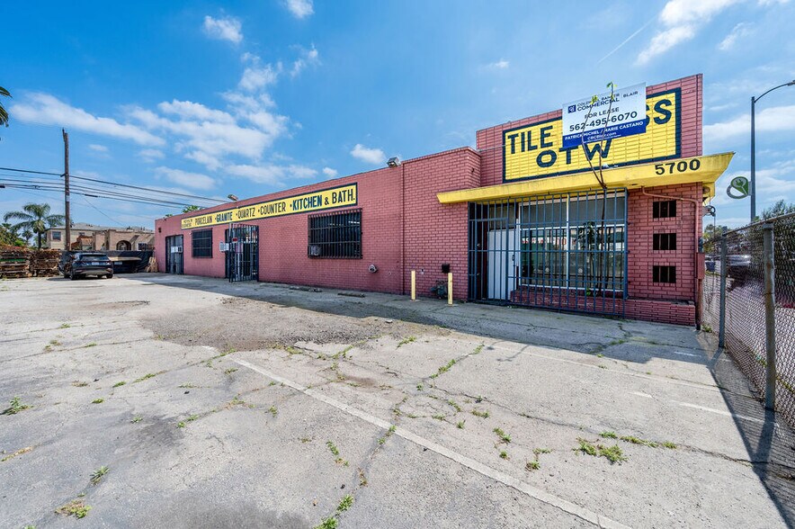 Primary Photo Of 5700 S Western Ave, Los Angeles Freestanding For Lease