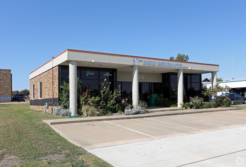 Primary Photo Of 5105 Martin Dr, Rowlett Office For Lease