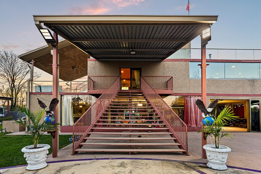 More Photos Of 4015 Luell St, Houston Specialty For Sale