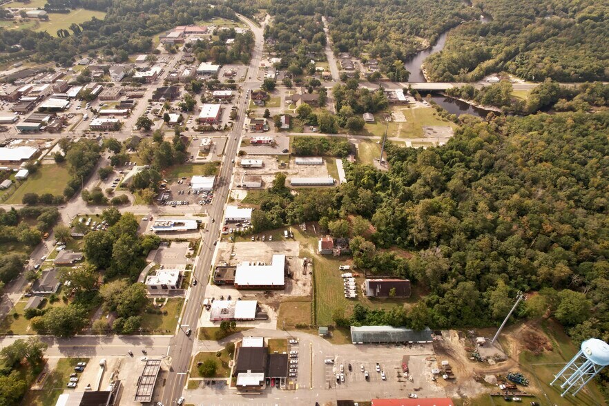 More Photos Of 311 N Longstreet St, Kingstree Auto Repair For Sale