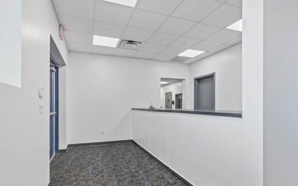 More Photos Of 2925 Industrial Ave, Lake Charles Distribution For Sale