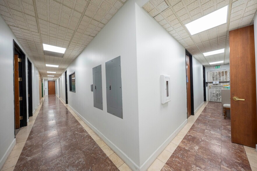 More Photos Of 910 N Amelia Ave, San Dimas Office For Lease