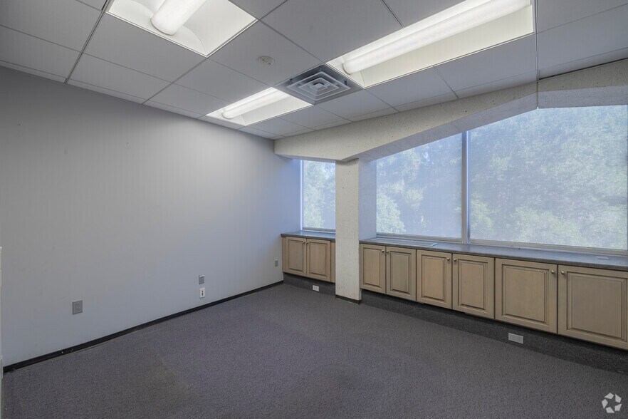 More Photos Of 2301 Napa Vallejo Hwy, Napa Land For Lease