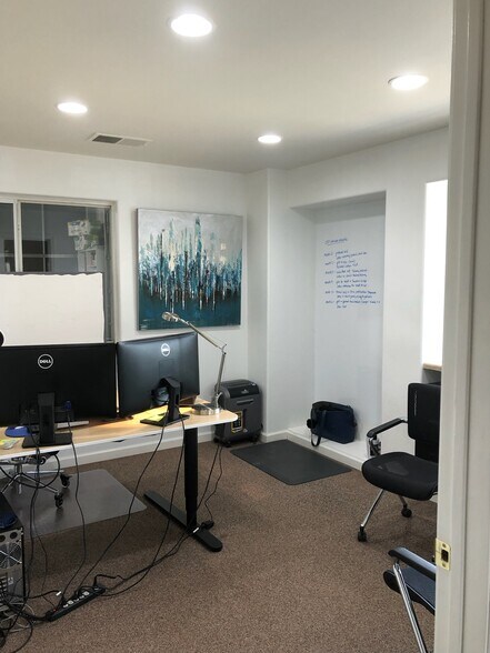 More Photos Of 14121 W Highway 290, Austin Warehouse For Sale