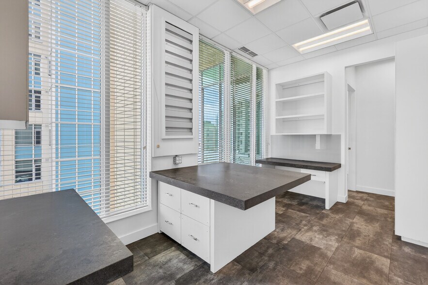 More Photos Of 888 4th Ave SW, Calgary Office For Sale