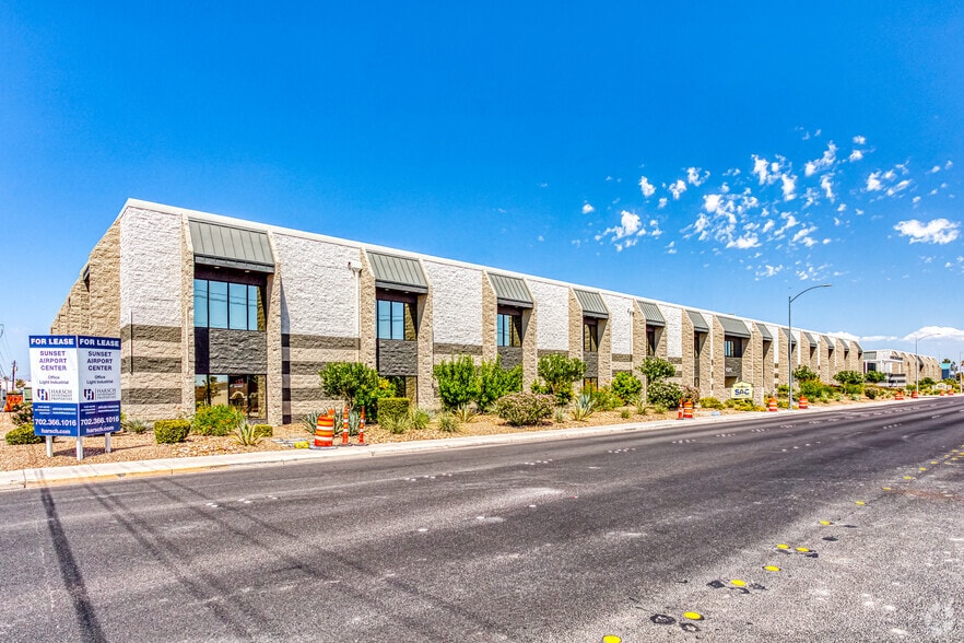 More Photos Of 6345 S Pecos Rd, Las Vegas Unknown For Lease