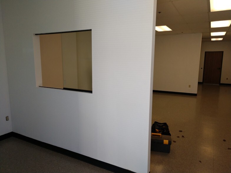 More Photos Of 4531 Market St, Ventura Manufacturing For Lease