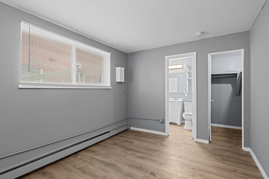 More Photos Of , Aurora Multifamily For Sale