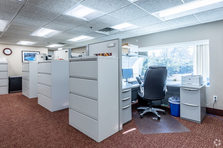 More Photos Of 1000 Brighton St, Union Township Manufacturing For Lease