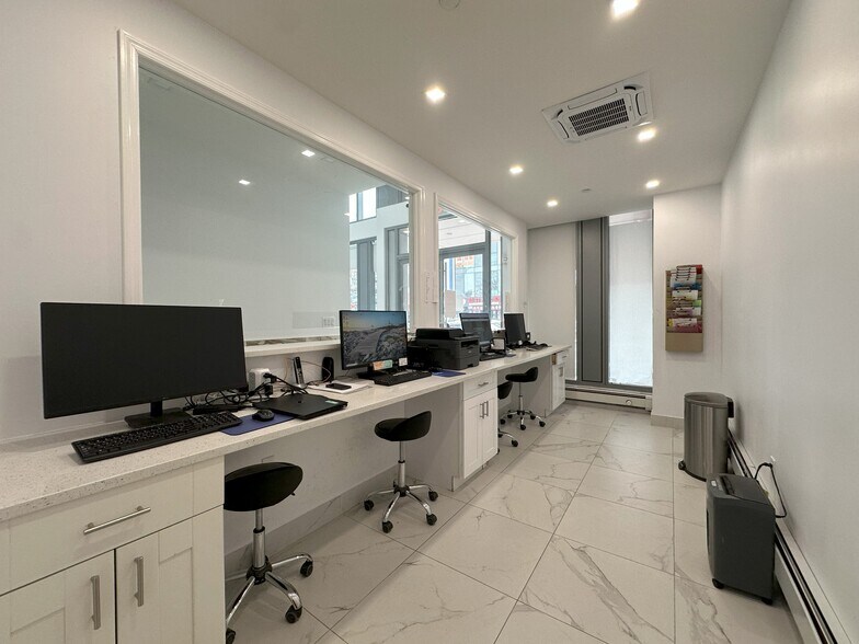 More Photos Of 100 E Broadway, New York Office For Lease
