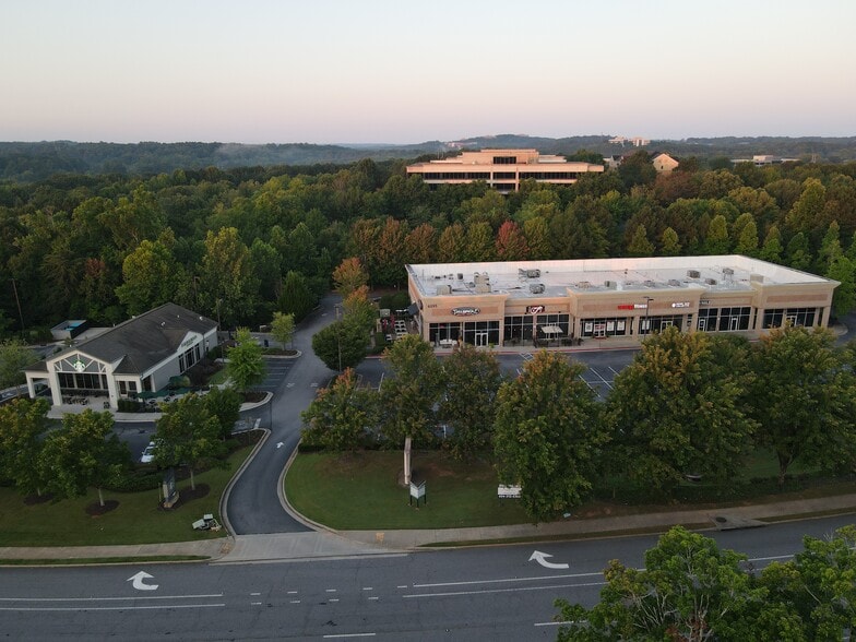 More Photos Of 6195 Windward Pky, Alpharetta Unknown For Lease
