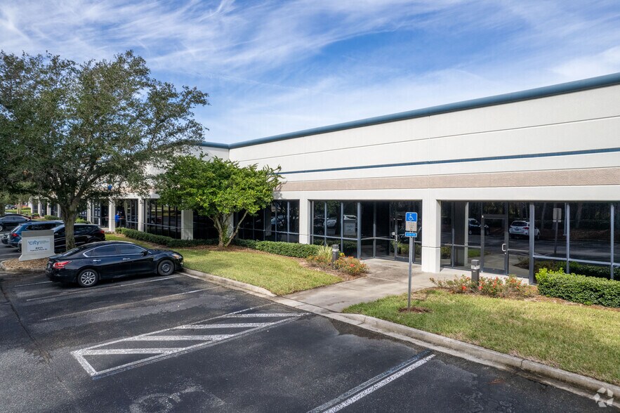 More Photos Of 8211 Cypress Plaza Dr, Jacksonville Unknown For Lease