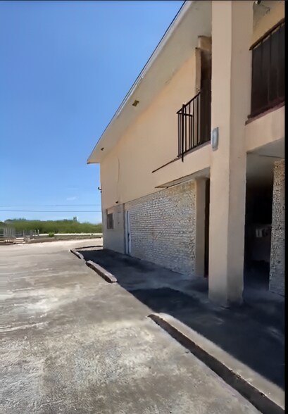 More Photos Of 2225 N US Highway 77, Robstown Hospitality For Sale