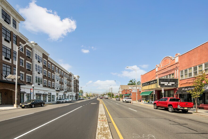 More Photos Of 23-25 W Westfield Ave, Roselle Park Storefront Retail Office For Lease