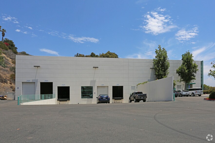 More Photos Of 7520 Mission Valley Rd, San Diego Manufacturing For Sale