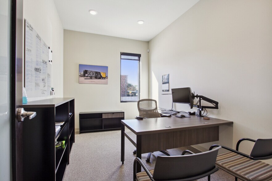 More Photos Of 6050 Pontchartrain Blvd, New Orleans Office For Lease