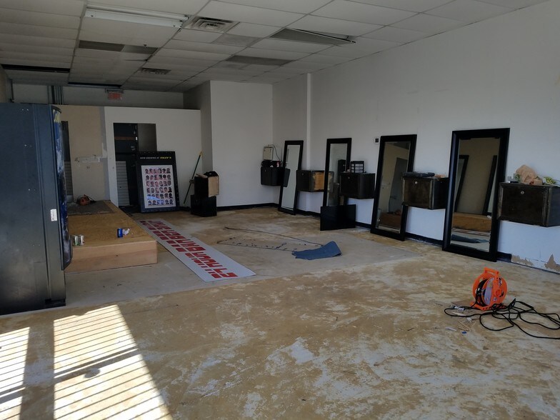 4395 Fulton Industrial Blvd, Atlanta, GA 30336 Restaurant For Sale