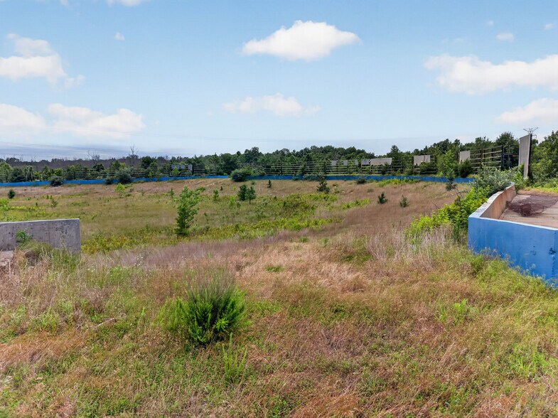 More Photos Of 957 Truck Plaza Ln, Calvert City Land For Sale