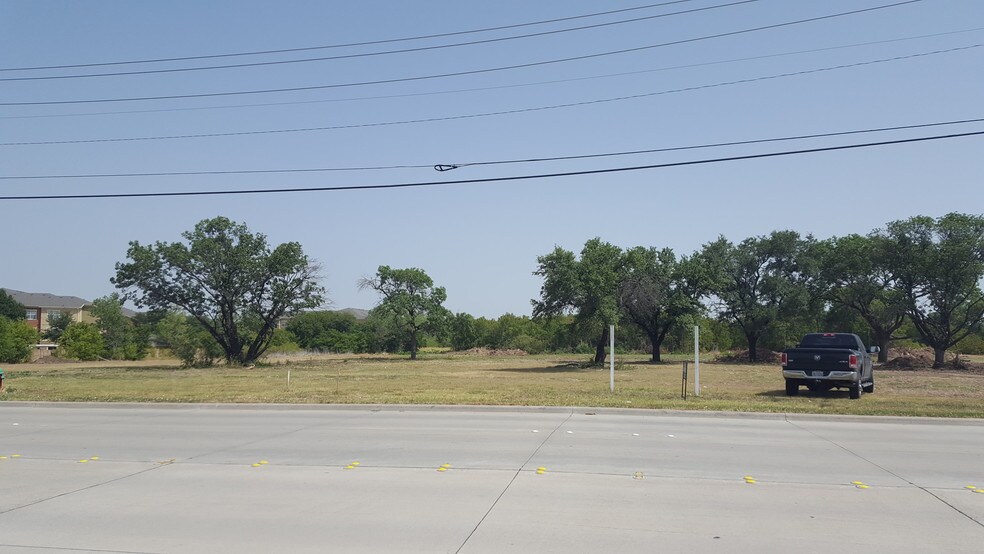 More Photos Of 4201 Glenview Dr, Haltom City Land For Sale