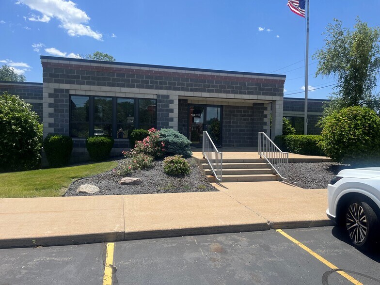 Primary Photo Of 403 E 3rd St, Sterling Office For Sale