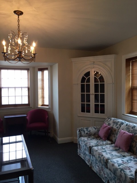 More Photos Of 402 Crain Hwy N, Glen Burnie Office For Sale