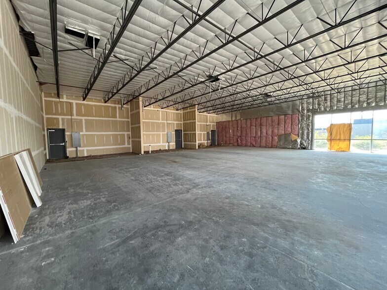 More Photos Of 5400 Central Ave SE, Albuquerque Unknown For Lease