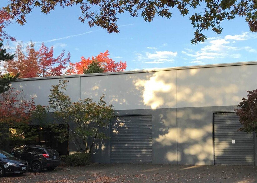 More Photos Of 19435-19439 SW 90th Ct, Tualatin Warehouse For Lease