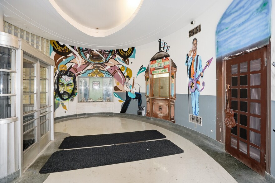 More Photos Of 4500 S Tripp Ave, Chicago Warehouse For Sale