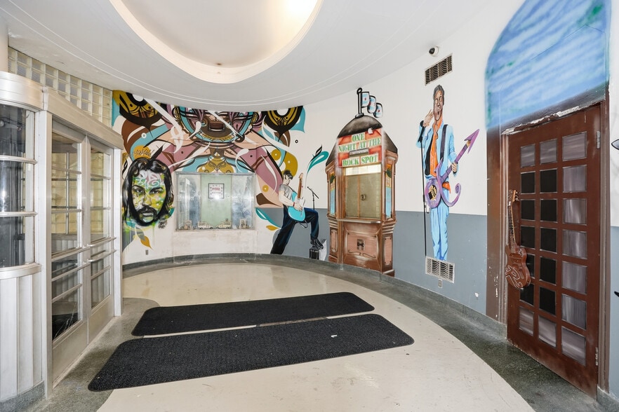 More Photos Of 4500 S Tripp Ave, Chicago Warehouse For Sale