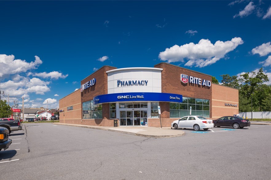 More Photos Of 217 S Blakely St, Scranton Freestanding For Lease